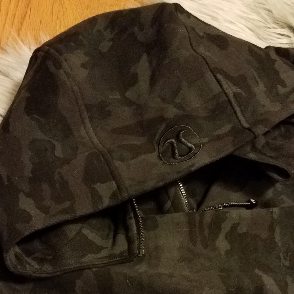 lululemon camo scuba hoodie